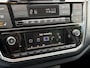 Volkswagen Up! 1.0 *!* R-LINE *!* ECC/ CRUISE/ 17 INCH/ CAMERA/ STOELVERWARMING *!*