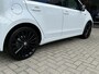 Volkswagen Up! 1.0 *!* R-LINE *!* ECC/ CRUISE/ 17 INCH/ CAMERA/ STOELVERWARMING *!*