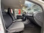 Volkswagen Up! 1.0 *!* R-LINE *!* ECC/ CRUISE/ 17 INCH/ CAMERA/ STOELVERWARMING *!*