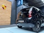Volkswagen Up! 1.0 Street up! Pano | Leer | Airco | Navi