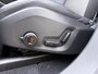 Volvo XC60 T6 Plug-in AWD Ultimate Dark | Luchtvering | Memory seats | Trekhaak | Long range | Head up | Schuif/kantel dak |