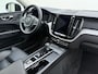 Volvo XC60 T6 Plug-in AWD Ultimate Dark | Luchtvering | Memory seats | Trekhaak | Long range | Head up | Schuif/kantel dak |