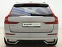 Volvo XC60 T6 Plug-in AWD Ultimate Dark | Luchtvering | Memory seats | Trekhaak | Long range | Head up | Schuif/kantel dak |