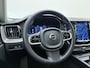 Volvo XC60 T6 Plug-in AWD Ultimate Dark | Luchtvering | Memory seats | Trekhaak | Long range | Head up | Schuif/kantel dak |