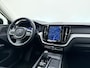 Volvo XC60 T6 Plug-in AWD Ultimate Dark | Luchtvering | Memory seats | Trekhaak | Long range | Head up | Schuif/kantel dak |