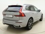Volvo XC60 T6 Plug-in AWD Ultimate Dark | Luchtvering | Memory seats | Trekhaak | Long range | Head up | Schuif/kantel dak |