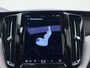 Volvo XC60 T6 Plug-in AWD Ultimate Dark | Luchtvering | Memory seats | Trekhaak | Long range | Head up | Schuif/kantel dak |