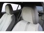Peugeot 2008 1.2 PureTech 100pk Allure Airco Carplay PDC V+A 10.964km Nieuwstaat