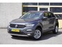 Volkswagen T-Roc 1.5 TSI 150PK! Automaat Style Business Lmv 16" | Led | Pdc | Achteruitrijcamera | Trekhaak | Elek. achterklep | App-Connect | Navi | Virtual cockpit | Climate control | Cruise control | Getint glas