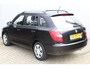 Skoda Fabia Combi 1.2-86pk TSI Arctic. Zeer praktische station met een riante kofferruimte ! Airco, elektr. ramen voor, radio/cd speler etc.