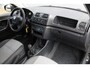 Skoda Fabia Combi 1.2-86pk TSI Arctic. Zeer praktische station met een riante kofferruimte ! Airco, elektr. ramen voor, radio/cd speler etc.