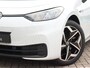 Volkswagen ID.3 3 Pro 58 kWh | Warmtepomp | Stoel- en stuurverwarming | Adaptive cruise control | 19" lichtmetaal |