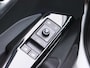Volkswagen ID.3 3 Pro 58 kWh | Warmtepomp | Stoel- en stuurverwarming | Adaptive cruise control | 19" lichtmetaal |