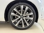 Volvo XC60 T6 Plug-in hybrid AWD Plus Bright | Luchtvering | Schuif/Kantel dak | Sportstoelen | Harmon Kardon |