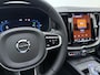 Volvo XC60 T6 Plug-in hybrid AWD Plus Bright | Luchtvering | Schuif/Kantel dak | Sportstoelen | Harmon Kardon |