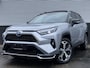 Toyota RAV4 2.5 Plug-in Hybrid AWD Bi-Tone Plus Schuif/kanteldak, Vol luxe! Stoelkoeling + verwarming, 360" Camera, Dodehoekdetectie, HUD, Seat memory,