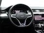 Volkswagen Passat Variant 1.4 TSI PHEV GTE Business | Panoramadak | Wegklapbare trekhaak | Elektrische stoelen + memory | Camera | Dodehoekdetectie |