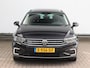 Volkswagen Passat Variant 1.4 TSI PHEV GTE Business | Panoramadak | Wegklapbare trekhaak | Elektrische stoelen + memory | Camera | Dodehoekdetectie |
