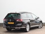 Volkswagen Passat Variant 1.4 TSI PHEV GTE Business | Panoramadak | Wegklapbare trekhaak | Elektrische stoelen + memory | Camera | Dodehoekdetectie |