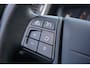 Volvo V60 2.0 D3 Kinetic AUTOMAAT - Climate / Navi / Cruise / Stoelverw. / Parkeers. / Lm velgen