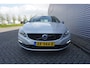 Volvo V60 2.0 D3 Kinetic AUTOMAAT - Climate / Navi / Cruise / Stoelverw. / Parkeers. / Lm velgen