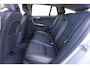 Volvo V60 2.0 D3 Kinetic AUTOMAAT - Climate / Navi / Cruise / Stoelverw. / Parkeers. / Lm velgen
