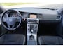 Volvo V60 2.0 D3 Kinetic AUTOMAAT - Climate / Navi / Cruise / Stoelverw. / Parkeers. / Lm velgen
