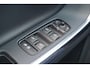 Volvo V60 2.0 D3 Kinetic AUTOMAAT - Climate / Navi / Cruise / Stoelverw. / Parkeers. / Lm velgen