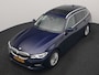 BMW 3-Serie Touring 330e Luxury Line PHEV 293pk Dealer O.H. | Trekhaak Af Fabriek | Panodak | Head Up | Adaptive Cruise | Laser LED | Camera | Lederen Comfortstoelen Verwarmd | Sfeerverlichting | Keyless | Blis | Apple Carplay | Navigatie | DAB | Plug In Hybrid |