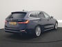 BMW 3-Serie Touring 330e Luxury Line PHEV 293pk Dealer O.H. | Trekhaak Af Fabriek | Panodak | Head Up | Adaptive Cruise | Laser LED | Camera | Lederen Comfortstoelen Verwarmd | Sfeerverlichting | Keyless | Blis | Apple Carplay | Navigatie | DAB | Plug In Hybrid |
