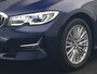 BMW 3-Serie Touring 330e Luxury Line PHEV 293pk Dealer O.H. | Trekhaak Af Fabriek | Panodak | Head Up | Adaptive Cruise | Laser LED | Camera | Lederen Comfortstoelen Verwarmd | Sfeerverlichting | Keyless | Blis | Apple Carplay | Navigatie | DAB | Plug In Hybrid |