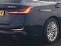 BMW 3-Serie Touring 330e Luxury Line PHEV 293pk Dealer O.H. | Trekhaak Af Fabriek | Panodak | Head Up | Adaptive Cruise | Laser LED | Camera | Lederen Comfortstoelen Verwarmd | Sfeerverlichting | Keyless | Blis | Apple Carplay | Navigatie | DAB | Plug In Hybrid |