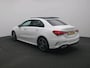 Mercedes-Benz A-klasse 200 Business Solution AMG / Panaroma-dak / Memory-Stoelen / Night-Pakket / Rij-Assitentie /