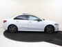 Mercedes-Benz A-klasse 200 Business Solution AMG / Panoramadak / Memory-Stoelen / Night-Pakket / Rij-Assitentie /