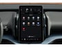 Volvo EX30 Single Motor Extended Range Plus 69 kWh Stoel-/stuurwielverwarming | Harman Kardon | Extra getint glas | 19 inch. lichtmetalen velgen | Keyless entry | Elektrisch bedienbare kofferklep | Pilot assist | Adaptieve cruise control | Apple carplay/ Android auto
