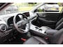 Hyundai Kona Electric EV Premium 64 kWh | Trekhaak | Leder | Stoelverwarming/Koeling | Krell |