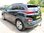 Hyundai Kona Electric EV Premium 64 kWh | Trekhaak | Leder | Stoelverwarming/Koeling | Krell |