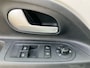 Volkswagen Up! 1.0 high up met R-line pakket!