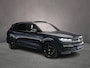 Volkswagen Touareg R 3.0 TSI eHybrid 462pk Tiptronic Trekhaak, Lederen bekleding, Luchtvering, Panoramadak, Adaptive cruise control, 360 camera, Elektrische achterklep