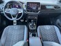 Volkswagen T-Roc 1.5 150pk TSI R-Line Edition Velgen 'Nevada', 18 inch | Rijstrookwisselassistent 'Side Assist' | Voorstoelen verwarmbaar