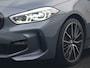 BMW 1-Serie 118i M Sport 141pk | Adaptive Cruise | Head Up | Camera | Alcantara Sportstoelen Memory & Verwarmd | Harman / Kardon | Apple Carplay | Blis | Adaptive LED | Navigatie | DAB | Virtual Cockpit |