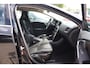 Volvo V40 1.6 T4 R-Design | Automaat | Navigatie | Cruise control | Climate control | Trekhaak