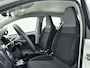 Volkswagen Up! 1.0 BMT move up! | 60 | Airco | Navigatie | Start & Stop | LED |