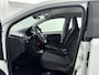 Volkswagen Up! 1.0 BMT move up! | 60 | Airco | Navigatie | Start & Stop | LED |