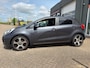 Kia Rio 1.2 CVVT Super Pack met parkeersensoren en bluetooth telefoon en airco