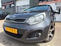 Kia Rio 1.2 CVVT Super Pack met parkeersensoren en bluetooth telefoon en airco