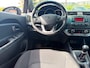 Kia Rio 1.2 CVVT Super Pack met parkeersensoren en bluetooth telefoon en airco