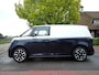 Volkswagen ID. Buzz Cargo 77kWh TWO-TONE / 20-INCH / 3-ZITS / TREKHAAK / LED / CARPLAY