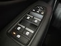Renault Megane E-Tech EV60 Optimum Charge 220 Iconic Leder / SOH 94% / Warmtepomp / Camera Binnenspiegel / 360 Camera / Navigatie / Carplay / Clima / Two Tone / 20" lm