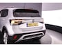 Volkswagen T-Cross Life Edition 1.0 TSI 95pk Adaptive cruise control, Stoelverwarming, Parkeersensoren, App connect, Airco, DAB, Radio, LED koplampen